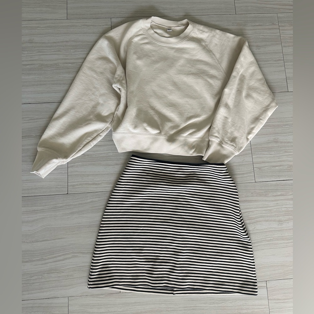 Everlane Black and White Striped Skirt - Picture 8 of 8
